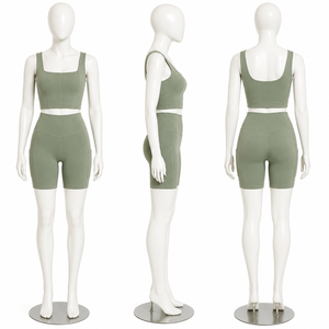 Conjunto de yoga para mujer con cuello cuadrado, pantalones cortos de cintura alta con bolsillos, conjunto deportivo para gimnasio y entrenamiento. - Product Image 6