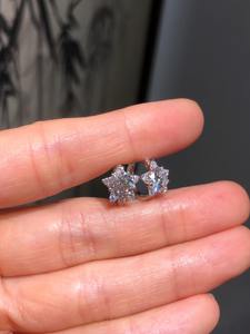 Pendientes de Aro con Forma de Estrella de Diamante Cultivado en Laboratorio en Oro Blanco de 14K, Aros de Diamante Redondos con Forma de Estrella, Joyería Fina Elegante y Chic - Product Image 5