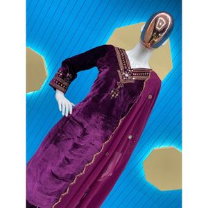 BRODERIE DE SÉQUENCE DE VELOURS À LA MODE AVEC LE VÉRITABLE PANTALON DE TRAVAIL DE MIROIR AVEC LE VIN DUPATTA - Product Image 4