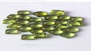 Péridot naturel octogonal cabochon, prix de gros, pierre précieuse en vrac de bonne qualité, certifiée pour bijoux et bagues - Product Image 1