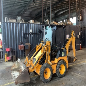 Retroexcavadora JCB 1CX 4x4, Máquina Compacta para Construcción y Agricultura, Sistema Hidráulico Potente, Motor, Caja de Cambios, Funciones Digitales - Product Image 6