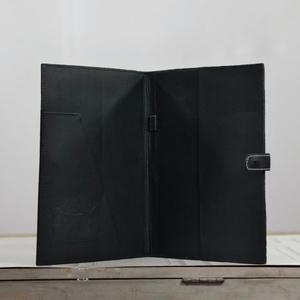 Nuevo Portafolio de Cuero Genuino Estilo Vintage, con Grabado Floral Negro y Incrustaciones de Cuero Vacuno con Diseño de Diamantes, Accesorio Decorativo de Lujo - Product Image 3