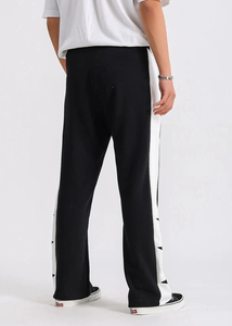 Pantalones de chándal de invierno para hombre, estilo hip-hop holgado, con parches desgastados personalizados, pantalones deportivos acampanados, cintura elástica, a la moda. - Product Image 2