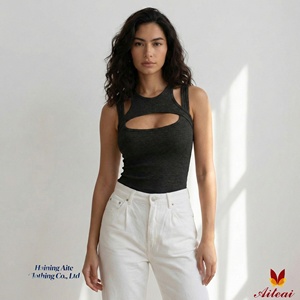 توب نسائي مثير مجوف ومضلع بدون أكمام للصيف، سترة محبوكة بفتحات عند الصدر، ملابس الشارع من السباندكس/النايلون/القطن قابلة للتمدد في أربعة اتجاهات - Product Image 2