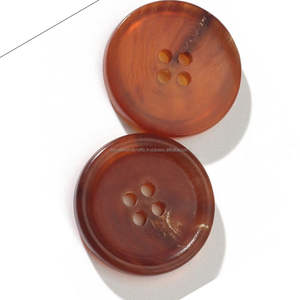 Botón Natural de Cuerno de Búfalo para Uso en Prendas, Botón Redondo de Cuerno de Búfalo de la Mejor Calidad de la India - Product Image 4