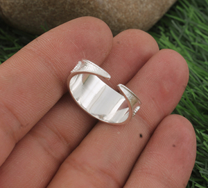 Wholesale Sterling Silver Bezel Setting Flower Band Stackable <b>Ring</b> for Women <b>Dainty</b> Botanical Garden Wedding Jewelry - Product Image 6