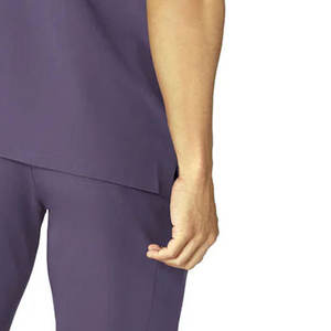 ชุดสครับผู้ชายคอวีแบบสั่งทำพิเศษ แขนสั้น รุ่นใหม่ล่าสุด ชุดสครับสีพื้นสำหรับโรงพยาบาล - Product Image 5