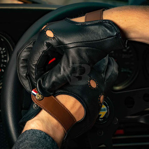 Guantes de Cuero para Conducir en Invierno, Guantes de Motocicleta Acolchados y Gruesos para Protección Cálida de Manos y Brazos - Product Image 5