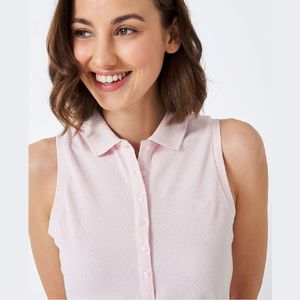 Polo d'entraînement de golf pour femmes sans manches en tissu doux et flexible - Product Image 5