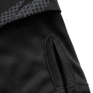 Shorts MMA de haute qualité et confortables pour hommes, fabriqués au Pakistan, en Spandex/Polyester, légers, respirants et à séchage rapide - Product Image 6