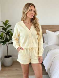 ONETEN APPARELS Conjunto de Cárdigan y Shorts con Cuello en V para Mujer, Bordado, 2 Piezas, Estilo Lounge - Product Image 5