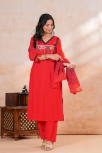 Red Cotton Salwar Kameez Set With Embroidered Dupatta Traditional Ethnic Wear For Women Casual <b>Ankle</b> Length Regular Fit - Product Image 4