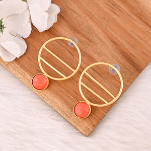 Boucles d'oreilles pendantes en laiton plaqué or avec corail orange naturel, bijoux faits à la main tendance pour femmes - Product Image 4