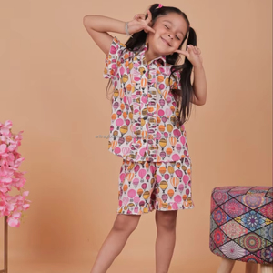 ชุดเสื้อผ้าเด็กผู้หญิงผ้าฝ้าย100% สไตล์หลากสีเสื้อเชิ้ตลำลองแขนสั้นสีทึบสำหรับเด็ก1-5ปี - Product Image 1