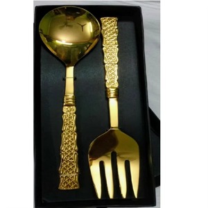 Ensemble de couverts haut de gamme, design antique artisanal, pour des tables de fête luxueuses, finition dorée, acier miroir, logo personnalisé - Product Image 5
