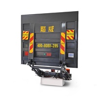 Fabricant chinois 1-3 tonnes Box Cargo Truck Van avec plate-forme de levage de queue