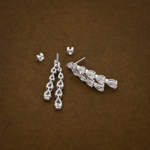 Élégantes boucles d'oreilles pendantes en or blanc avec diamants taille poire, bijoux de mariée en cascade pour femme, cadeau de mariage de luxe - Product Image 4