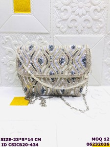 Bolso de Noche de Lujo Hecho a Mano con Cuentas y Lentejuelas para Mujer |   Bolso de mano tipo clutch bordado para fiesta con correa de cadena - Product Image 3