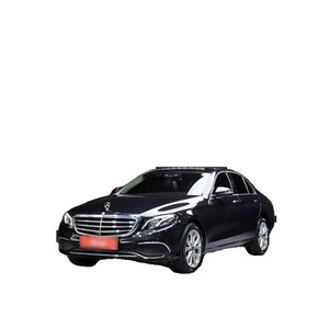 Mercedes-Benz Clase E E300 4MATIC Exclusive Marzo 2019 104.014 km Caja de Cambios Automática Volante a la Izquierda Asientos de Cuero Cámara Trasera - Product Image 1