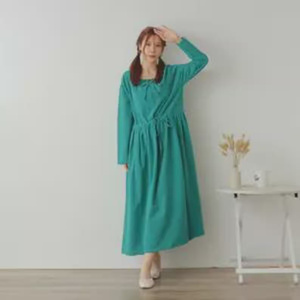 Robe midi vintage pour femmes grandes tailles, 100% coton, manches courtes, coupe ajustée personnalisée pour femmes, confortable à porter au quotidien - Product Image 1