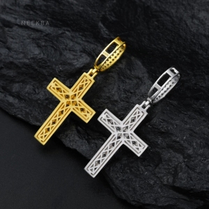 Colgante de Cruz de Plata de Ley 925 con Moissanita, Colgante de Cruz de Moissanita Hecho a Mano con Piedras Engastadas a Mano, Colgante de Moissanita VVS - Product Image 4