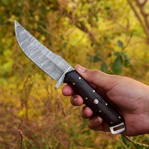 Cuchillo de Supervivencia de Acero de Damasco con Hoja Fija, Cuchillos de Caza de Espiga Completa, Cuchillo Industrial OEM para Camping y Actividades al Aire Libre con Funda - Product Image 3