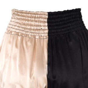 Shorts de Muay Thai personnalisés pour la compétition – Confortables, vierges, haute qualité, vente en gros - Product Image 3