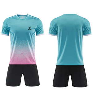 Uniforme de football de qualité supérieure, haute performance, nouveau design, vente en ligne d'uniformes de football - Product Image 1