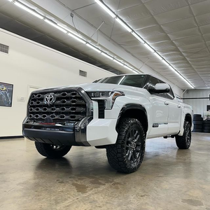 Tundra Platinum 4WD CrewMax 5.5 pies 2026 en muy buen estado a la venta - Product Image 4