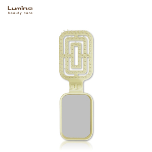 Detangling Wet + Dry Hairbrush- YELLOW - Product Image 2
