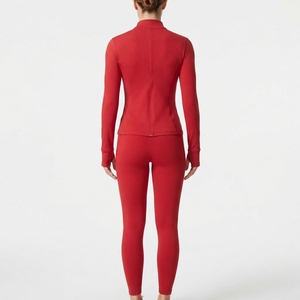 Ensemble de yoga confortable et respirant pour femmes, couleur unie, avec logo personnalisé, idéal pour la gym et le fitness, nouvelle collection, élastique - Product Image 4