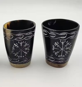 Vaso de Cuerno de Búfalo Hecho a Mano, Ecológico, de Forma Natural, REHMAN CRAFT - Product Image 1