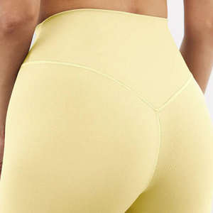 Shorts Deportivos de Cintura Media para Mujer, Personalizables en Color, Tejidos en Poliéster, Elásticos, de Secado Rápido, para Gimnasio y Fitness - Product Image 4