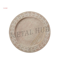 Assiette de présentation à motif de feuilles, finition texture sable naturel, ronde, décorative pour la mise en scène de table et la décoration de repas