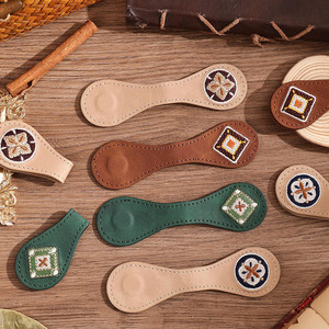 Marcador de hojas de arce de cuero de alta calidad al por mayor para uso educativo, profesional y personal. - Product Image 6