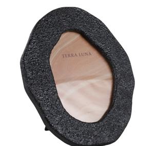 Marco de Fotos Moderno de Hierro Negro, Ligero, Ecológico, Duradero, con Relieve, Decorativo para Mesa, Decoración Minimalista para el Hogar - Product Image 1