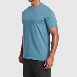 High Quality Knitted Streetwear Regular Fit Quick Dry <b>Reflective</b> Strip <b>Tops</b> Custom Logo Men's Athletic T-Shirt - Product Image 2
