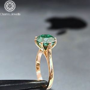 แหวนมอสซาไนต์ทรงกลม Charm_Jewells แหวนหมั้นแบบคลาสสิกประดับเพชรโรสโกลด์สำหรับผู้หญิง - Product Image 2