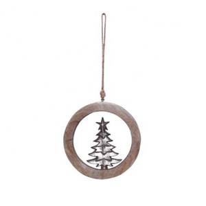 Coeur de Noël en aluminium argent fini en anneau de suspension en bois Design attrayant Tenture murale intérieure et extérieure décorative - Product Image 5