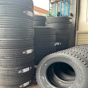 Solutions de pneus durables pour flotte, dotées d'une carcasse robuste, d'une bonne profondeur de bande de roulement, d'une stabilité sur autoroute et d'un prix compétitif - Product Image 4