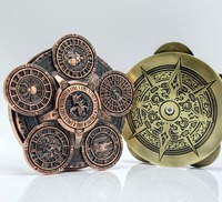 Vente en gros : Roue à dés de jeu de rôle rotative avec boîte d'emballage, dés métalliques rotatifs en bronze antique, dés de roulette 7-en-1 pour TTRPG