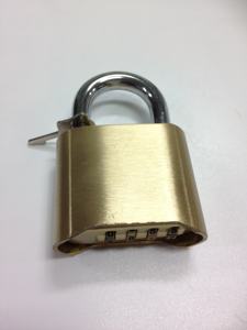 <b>FINGERPRINT</b> <b>PADLOCK</b> IP65 WATERPROOF RECHARGEABLE - Product Image 4