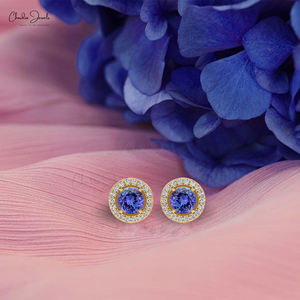 Boucles d'oreilles clous en or massif 14 carats faites à la main avec tanzanite 0,54 CTW taille ronde et halo de diamants pavés, bijoux délicats, prix de gros - Product Image 6