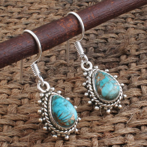 ต่างหูห้อยทรงวินเทจทำมือจากเงินแท้ประดับเพทายสีน้ำเงินธรรมชาติ สไตล์โบโฮ ออกซิไดซ์ เหมาะสำหรับงานปาร์ตี้ - Product Image 1