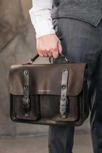 Bolsa para portátil de cuero con logotipo personalizado a precio económico, bolsas para portátil de cuero genuino al por mayor, mochilas escolares con gran capacidad. - Product Image 5