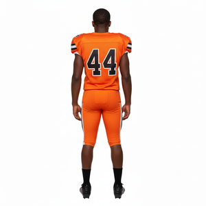 Uniforme de Fútbol Americano de Alta Calidad Color Naranja Sólido para Adultos con Protección UV de Secado Rápido y Cuello en V para Hombre - Product Image 5