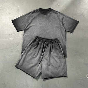 Ensemble T-shirt et short décontracté pour homme, gris uni, 100 % coton respirant, col rond, tissu tricoté, Nouveauté 2026 - Product Image 1