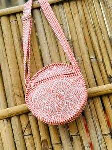 Sac de rangement pour maquillage décontracté en coton matelassé, durable, écologique, recyclable, à motif géométrique, avec fermeture éclair, doux, moyen, pour usage quotidien - Product Image 4