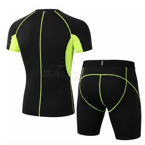 Ensemble de shorts de compression sur mesure avec tissu à séchage rapide et construction flexible - Product Image 2