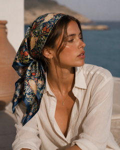 Elegante Pañuelo Cuadrado de Seda con Estampado Floral para Mujer, Accesorio de Moda Multifuncional para Todas las Temporadas - Product Image 3